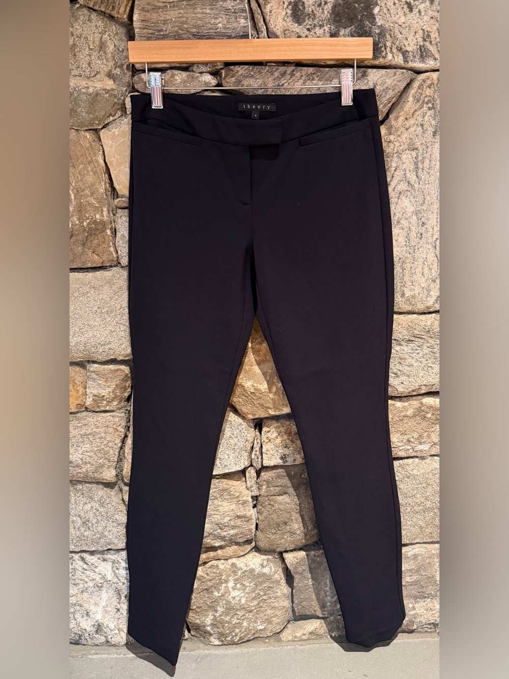 Theory Black Stretch Slim Ankle Pants Size 4